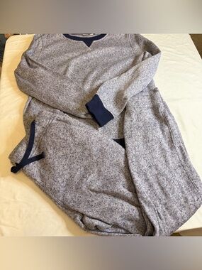 L.L.Bean Women’s 2-Piece Lounge Set – Gray/Navy – Size Medium